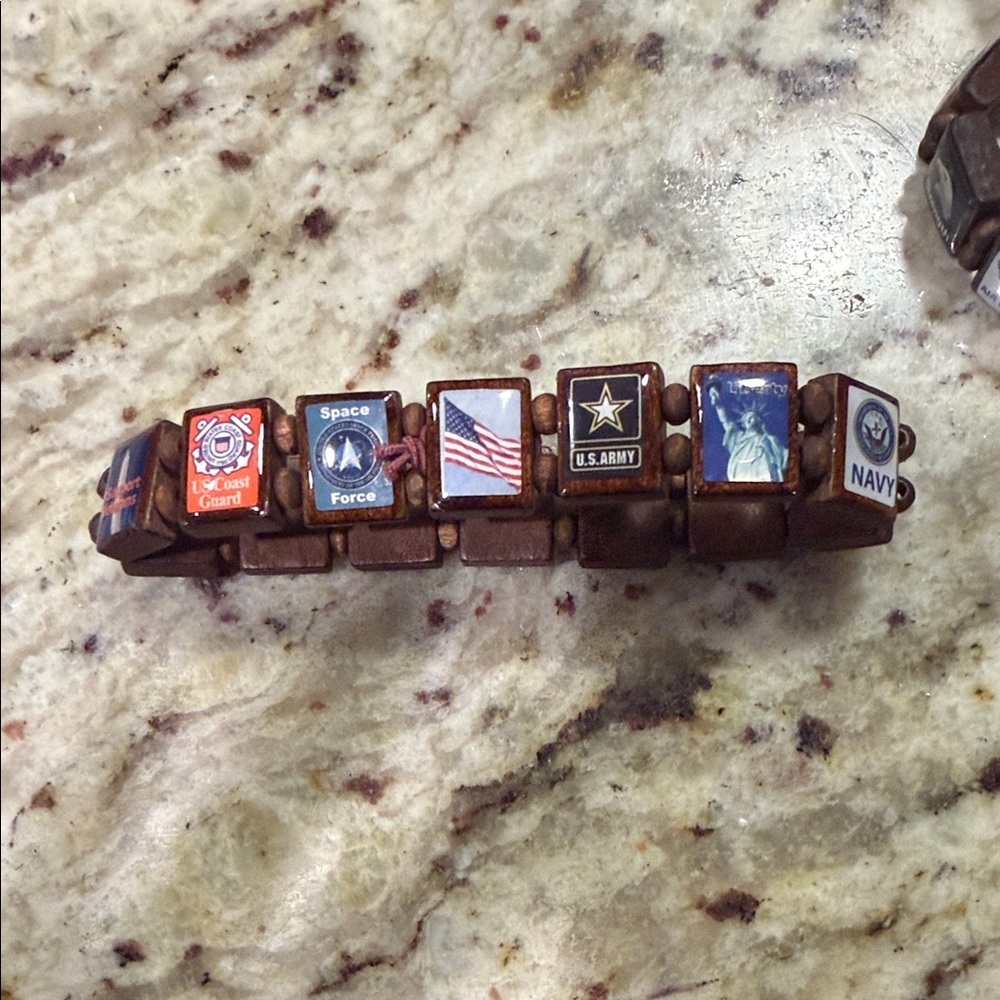 Wooden Military-Themed Bracelet - Picture 3 of 3